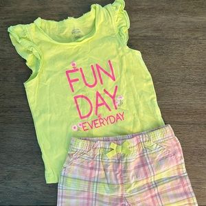 Fun Day Everyday🎉Carters Matching Set: 18M